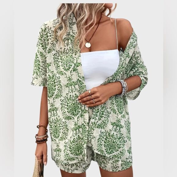 2-Piece Lightweight Shorts Set - Picture 4 of 5